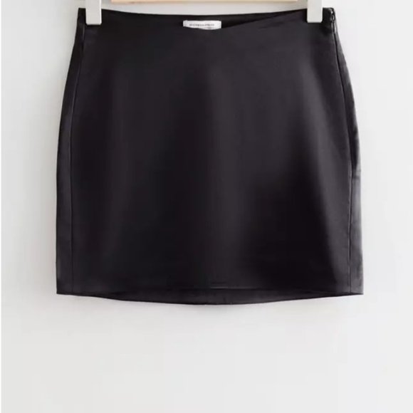 & Other Stories Fitted Satin Mini Skirt in Black Size EU 38/ USA 6 - Picture 8 of 9